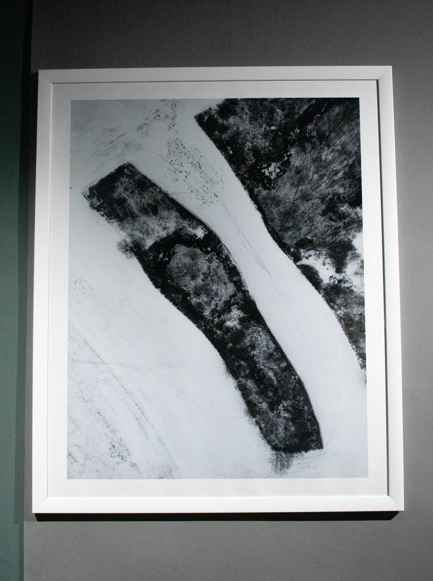 Finsterlay Snow, Mayen 2021, Von Marc Hillesheim & Olaf Kaul (beide *1969)